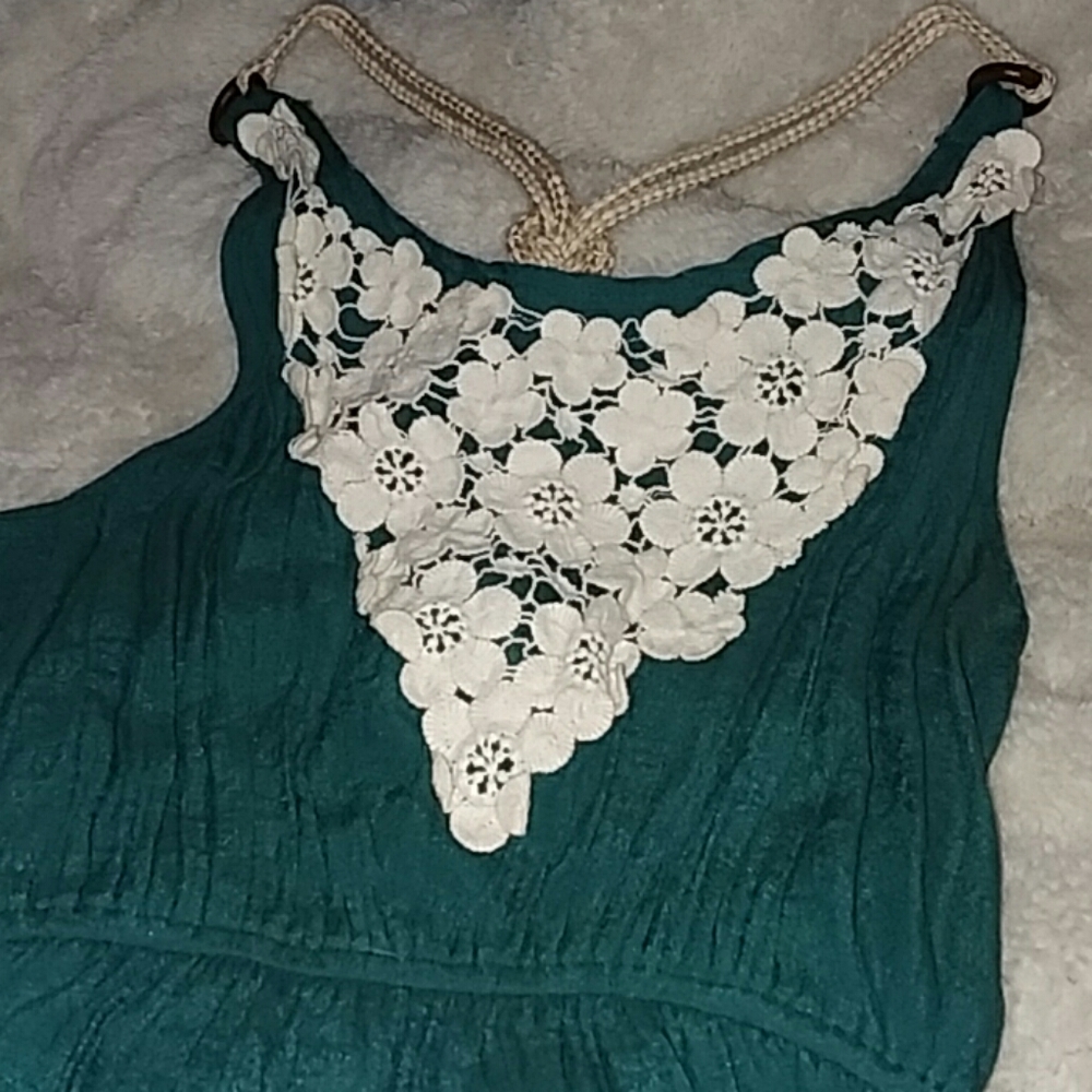 NWT teal dress, white lace floral detailing sz m